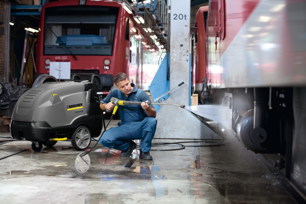 Hidrolimpiadora industrial de alta presión Eficca para limpieza profesional